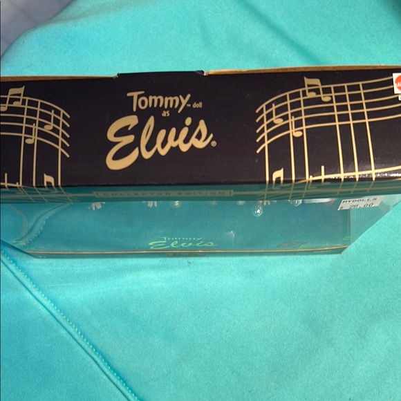 Tommy as Elvis Trio NWT - Picture 2 of 5